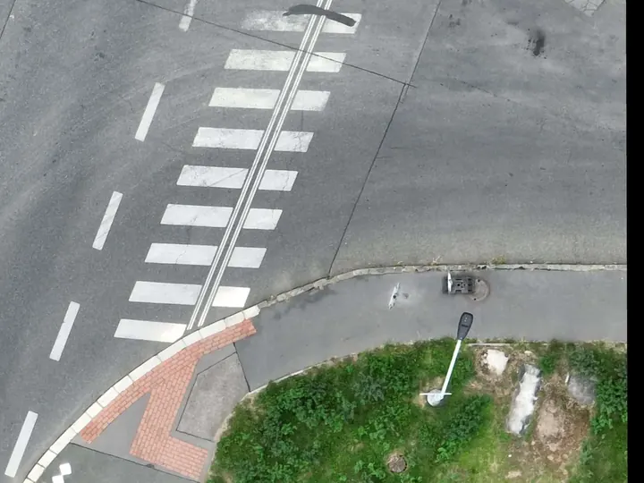 Letecký detail přechodu a navazujících ploch