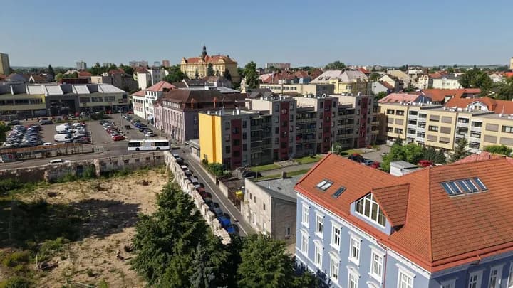 Fotodokumentace přístupové komunikace a navazujícího prostoru