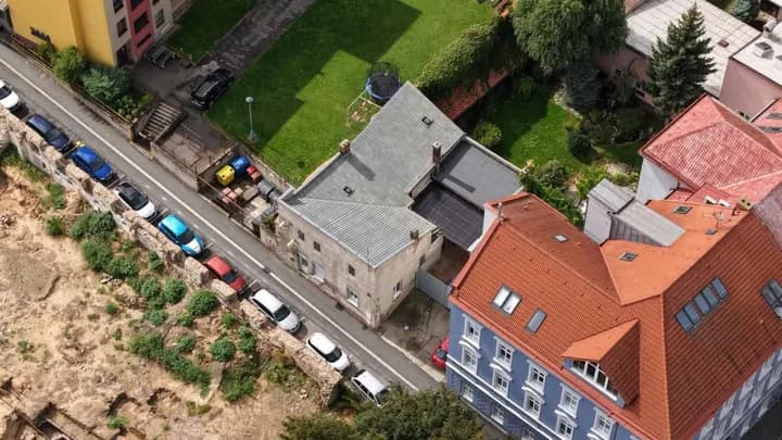 Dronová dokumentace blízké městské zástavby