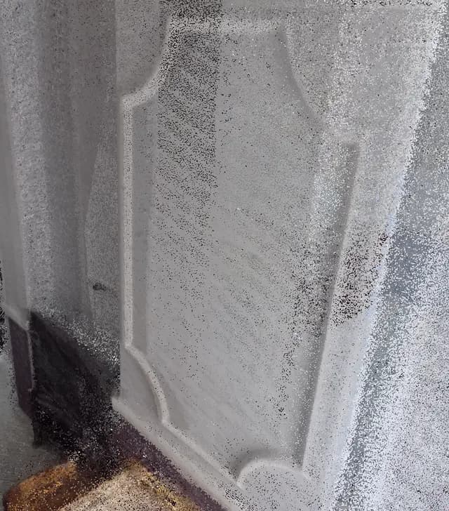 Detail stěny v mračnu bodů